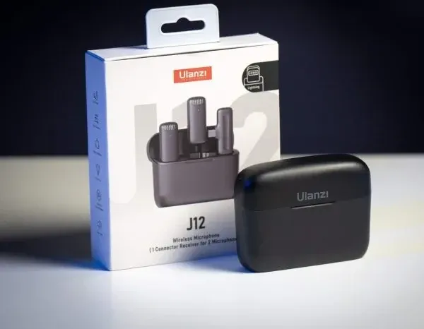 Ulanzi J12 2 Person Wireless Microphone